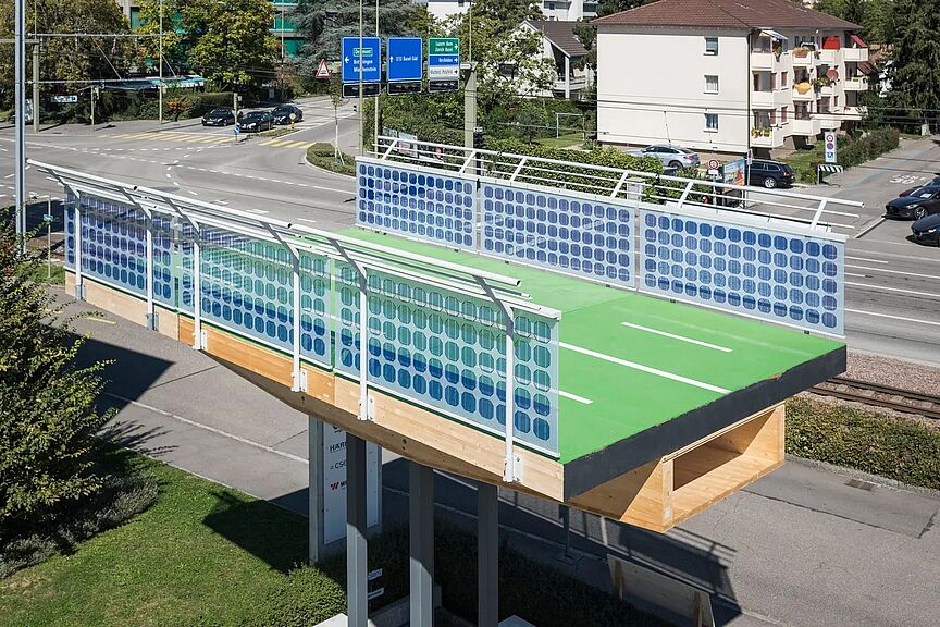 Modell eines aufgeständerten Wegemoduls für Radschnellwege.